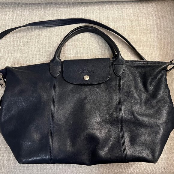 Longchamp Handbags - Longchamp Leather Tote